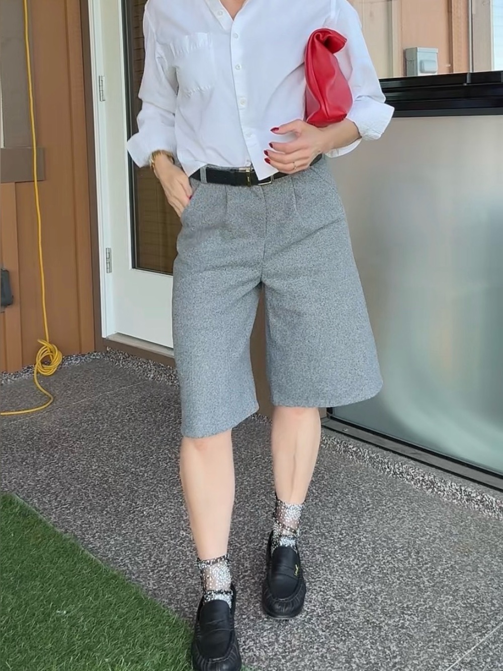 Japanese style bermuda shorts - fits like 28